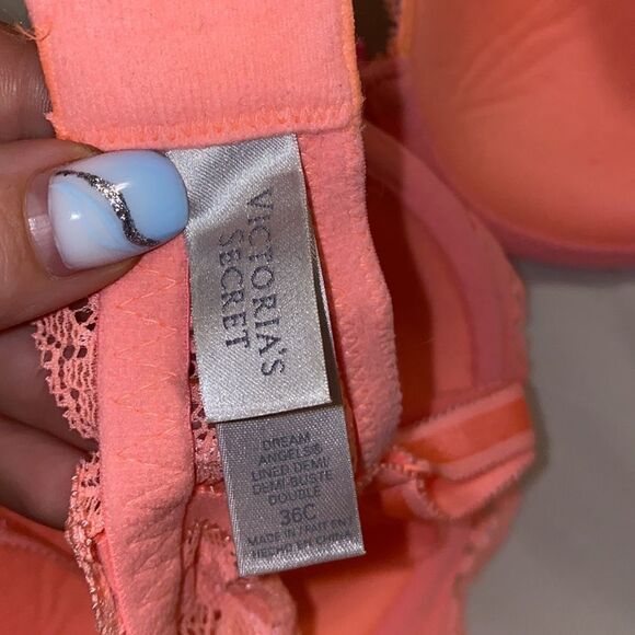 ✨ DREAM ANGELS
Lightly-Lined Demi Bra✨ - Picture 4 of 4